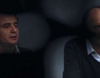 Visar Ymeri e Albin Kurti dalin në rrugë për t’u kërkuar qytetarëve nënshkrimin e peticionit