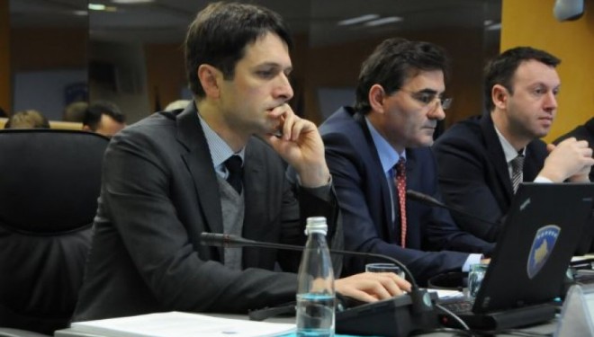 Hashim Thaçi dhe Valon Murati memorandum për t’i ndarë bashkë shpenzimet