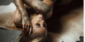 Modelet me tatuazhe më seksi e provokuese (Foto)