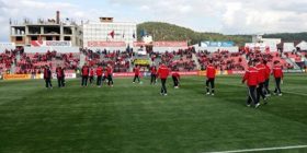 Formacioni kuqezi, Mavraj titullar!