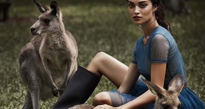 E parezistueshmja Shanina Shayk (Foto)