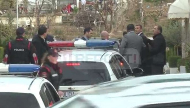 Momenti i arrestimit të deputetit shqiptar (VIDEO)
