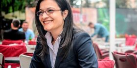 Valdete Bajrami godet Isa Mustafën: Si u bëre me ata që e kapën shtetin?