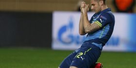Arsenalin e eliminon ‘pesha’ e golit të mysafirit (VIDEO)