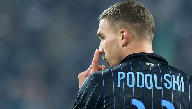 Loew: Podolski duhet të luajë më shumë te Interi