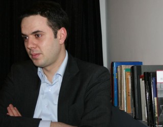 Abdixhiku e quan skandaloze marrëveshjen për sigurimet me Serbinë