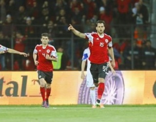 Babai i Mërgim Mavraj nuk ka vdekur, është në gjendje të rëndë shëndetësore