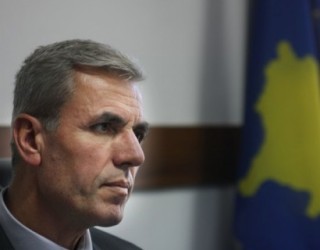 Avokati i Popullit, ndihet i nënvleftësuar