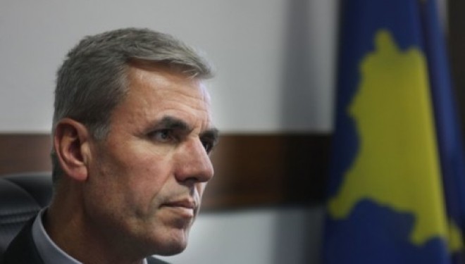 Avokati i Popullit, ndihet i nënvleftësuar