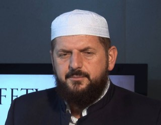 Shefqet Krasniqi e quan ‘shpifje’ videon ku ai flet (Video)