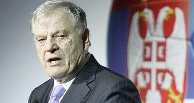 Karaxhiq dorëzohet: Nuk mund ta pengojmë më Kosovën