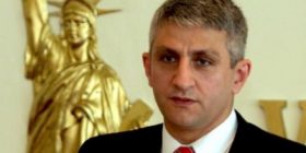 Uk Lushi: “Azem Vllasi është humbës në histori”