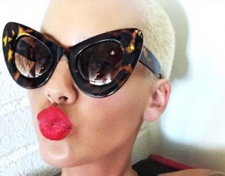 Kjo është dekolteja më seksi që do shihni