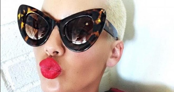 Amber Rose vjen shpërthyese me një selfie çoroditëse (Foto)