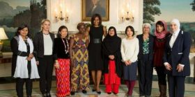 Arbana Xharrën e pret në Shtëpinë e Bardhë dhe e uron edhe Zonja e Parë e SHBA-ve Michele Obama (Foto)