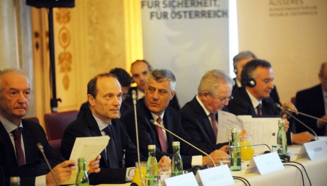 Thaçi: Qeveria e përkushtuar për të luftuar terrorizmin dhe ekstremizmin