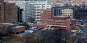 Shqipja gjuha zyrtare në një spital në SHBA (FOTO)