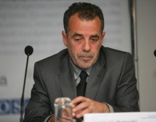 Halil Matoshi Kombëtares Shqiptare: Tash, “hapni sytë”!
