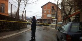 Dorasit e vrasjes së trefishtë, ende në arrati