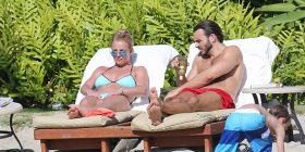 Prova se Britney Spears është drejt martesës