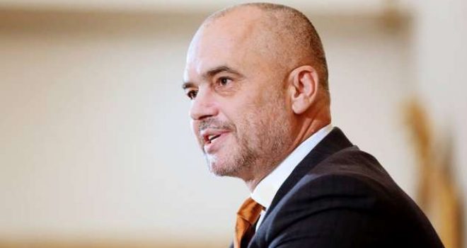 Ja çfarë u thanë gazetarëve kryeministrat Mustafa e Rama sot në Tiranë