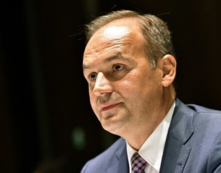 Enver Hoxhaj: BE ka vonuar liberalizimin e vizave për Kosovën
