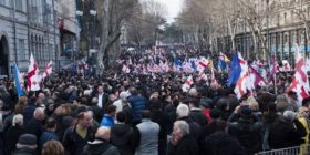Gjeorgji: Mijëra demonstruan kundër qeverisë