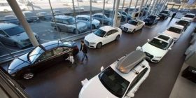 Qeveria ruse mbështet tregun e automobilave me 400 milionë euro
