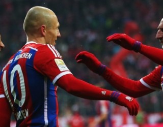 Guardiola: Nuk mund t’i zëvendësoj Robbenin dhe Riberyn