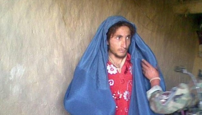 Militantët e ISIS tentojnë të ikin duke u veshur si femra (Foto)