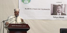 Ferizaj: Imami amerikan Handi pohoi se grupet terroriste nuk përfaqësojnë Islamin