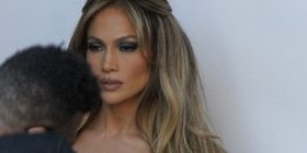 Përfundimisht kjo është femra më seksi në botë (Foto)