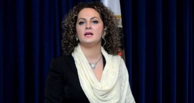 Donika Kadaj-Bujupi: Mustafa e Thaçi i harruan premtimet, anashkaluan gratë