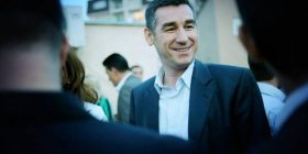 Kadri Veseli uron besimtarët për Bajram