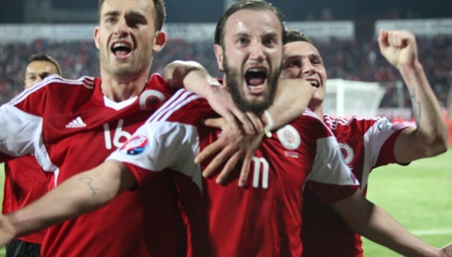2 fitore na çojnë në Francë