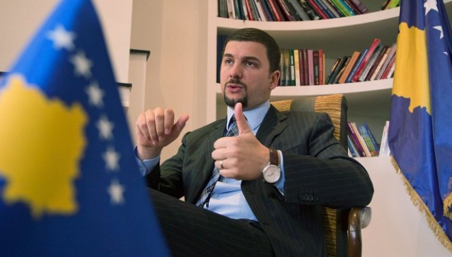 Ministri Krasniqi ua thotë troç bankave: Po abuzoni me kamatat e larta për fermerët