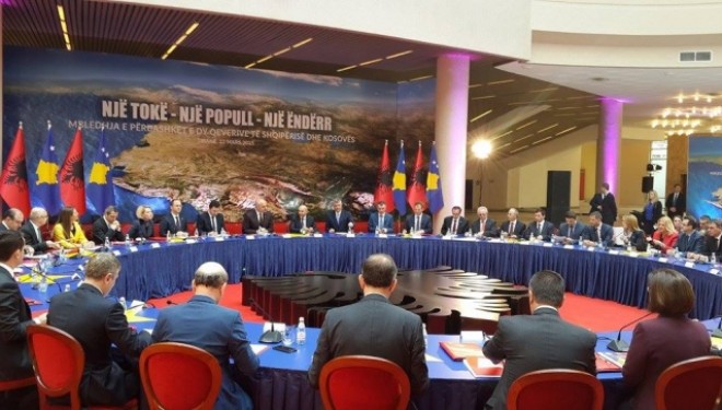 Mustafa kërkon marrëdhënie speciale Kosovë – Shqipëri