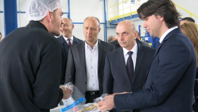 Mustafa: Qeveria do t’i lehtësojë investimet e drejtpërdrejta në Kosovë