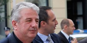 Maxhuni në Serbi pritet si drejtor i policisë së “krahinës së Kosovës” [video]