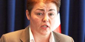 Tërmkolli: Nuk duhet të ketë seancë pa një marrëveshje politike!