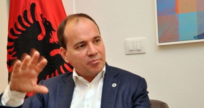 Nishani uron Sulltan Novruzin