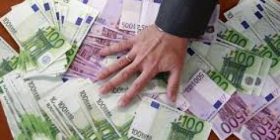 Kursimet e qytetarëve tejkalojnë buxhetin