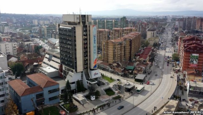 Kosovë: Garantohet mbështetje financiare për të akuzuarit nga Gjykata Speciale