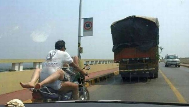 Seks në motor! (Foto)
