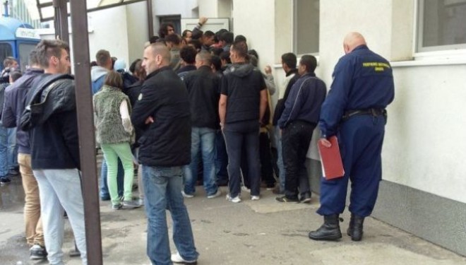 U kthyen nga burgjet dhe kampet hungareze 35 kosovarë (Video)