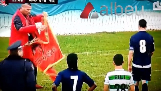 Ja gjesti i portierit serb ndaj flamurit shqiptar (VIDEO)
