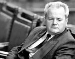 DW: Pasuesit e Milosevic’it po vazhdojnë luftën e tij, por ‘Serbia e Madhe’ s’ka me u ba kurrë
