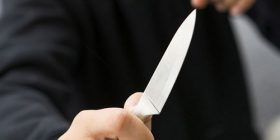 Burri sulmon gruan në Podujevë