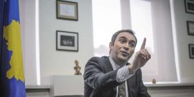 Stavilecit mbron Predrag Bozhoviqin, familjarin e të dyshuarit për vrasjen e Enver Zymberit