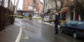 Policia flet për vrasjën makabre në Prizrën (KUJDES! pamje të rënda FOTO +18)